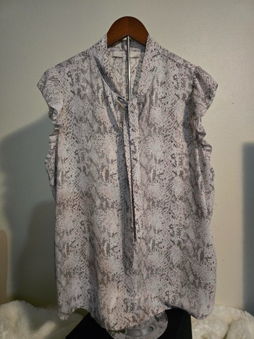 LOFT Women's Snakeskin Print Blouse with tie-front accent (XL)